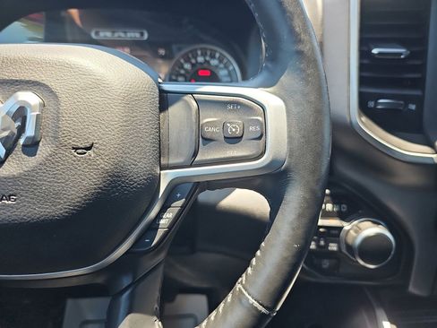 Used 2020 RAM 1500 Big Horn AWD/4WD image 15