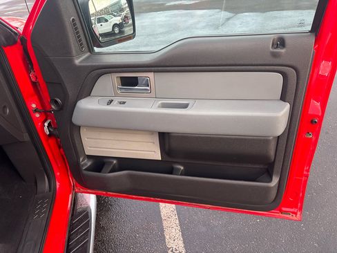 Used 2011 Ford F150 XLT w/ XTR Pkg image 29