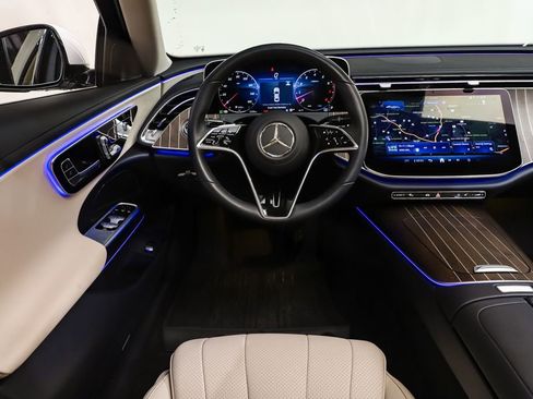 Certified 2025 Mercedes-Benz E 450 4MATIC Sedan image 13