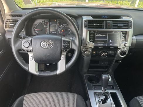 Used 2023 Toyota 4Runner SR5 AWD/4WD image 10