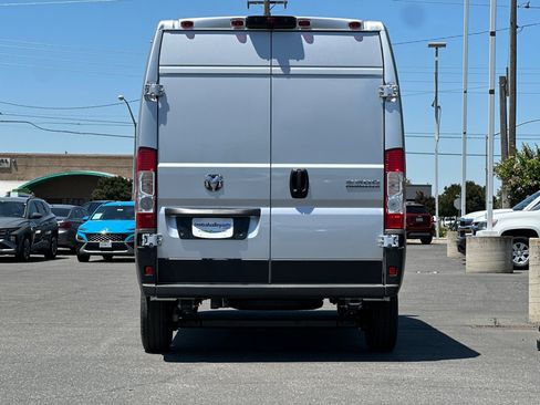 New 2026 RAM ProMaster 2500 w/ Convenience Group FWD image 5