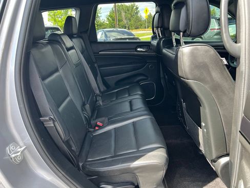 Used 2019 Jeep Grand Cherokee High Altitude AWD/4WD image 23