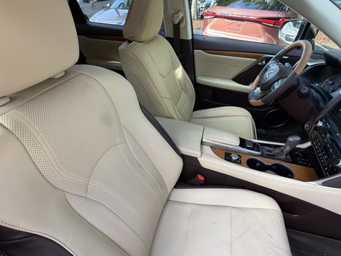 Used 2019 Lexus RX 350 FWD w/ Navigation Package image 45