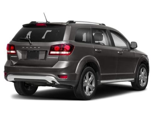 Used 2016 Dodge Journey Crossroad FWD image 3