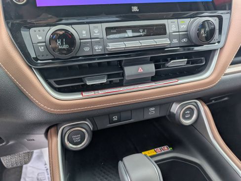 New 2026 Toyota Grand Highlander AWD image 16