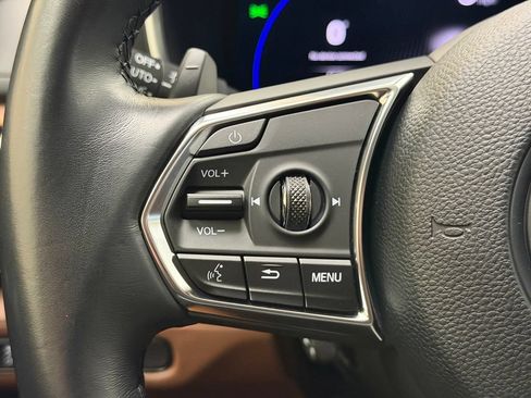 Certified 2025 Acura MDX SH-AWD w/ Technology Package image 21