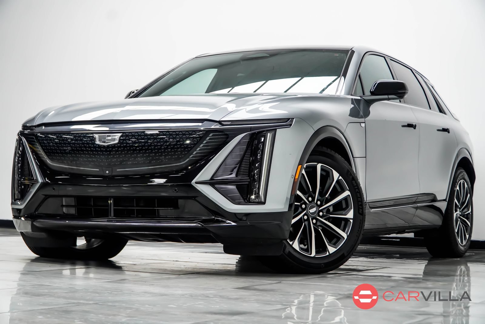 Used 2024 Cadillac Lyriq Sport RWD image 1