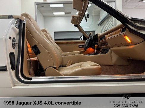 Used 1996 Jaguar XJS 4.0 Convertible RWD image 30