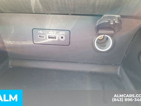 Used 2024 Nissan Altima 2.5 SR FWD image 11