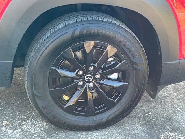 Used 2025 MAZDA CX-50 AWD 2.5 Hybrid w/ Premium Pkg image 16