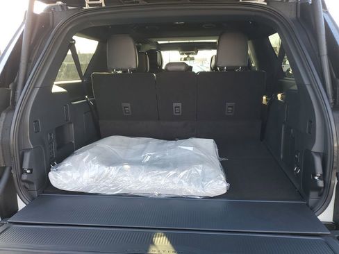 New 2026 Ford Expedition Max Platinum w/ Stealth Performance Package image 35