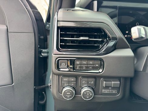 New 2026 GMC Yukon AT4 w/ AT4 Premium Plus Package image 15