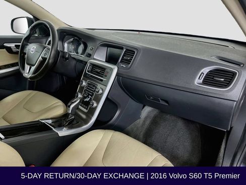 Used 2016 Volvo S60 T5 Premier AWD/4WD image 32