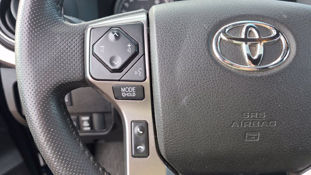 Used 2022 Toyota Tacoma Limited AWD/4WD image 16