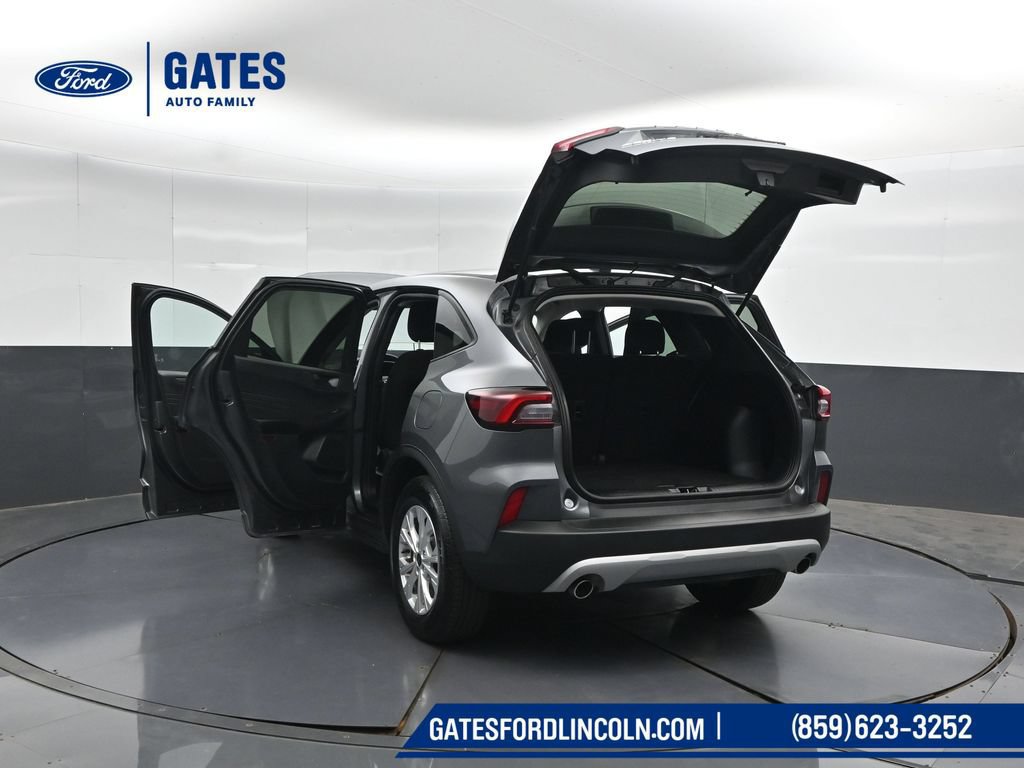 Used 2025 Ford Escape Active AWD/4WD image 56