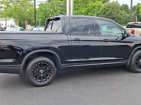 Used 2017 Honda Ridgeline Black Edition image 3