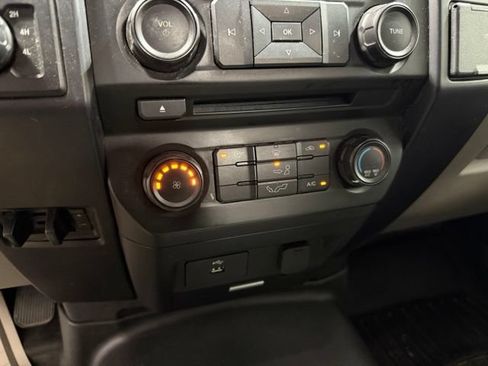 Used 2016 Ford F150 XL w/ Equipment Group 101A Mid AWD/4WD image 17