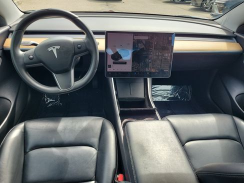Used 2020 Tesla Model 3 Standard Range Plus RWD image 19