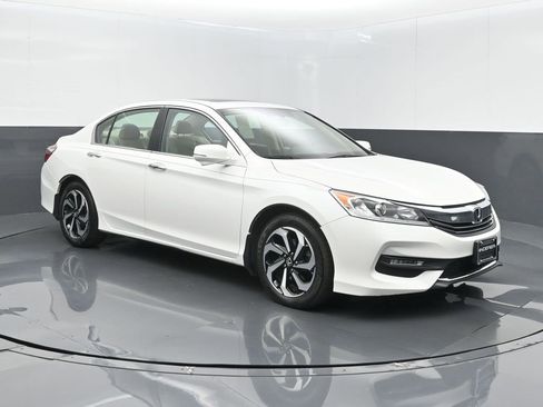 Used 2017 Honda Accord EX-L image 20