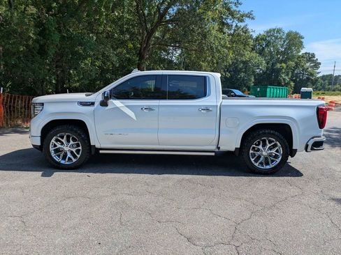 Used 2022 GMC Sierra 1500 Denali w/ Denali Reserve Package AWD/4WD image 6