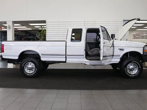 Used 1997 Ford F250 4x4 SuperCab Heavy Duty image 11