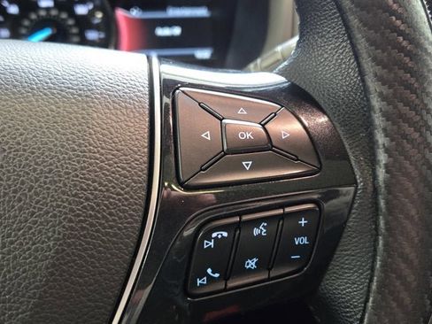 Used 2019 Ford Explorer Limited image 28