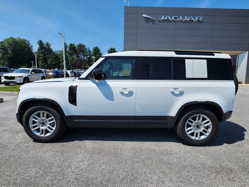 Used 2026 Land Rover Defender 110 S AWD/4WD image 5