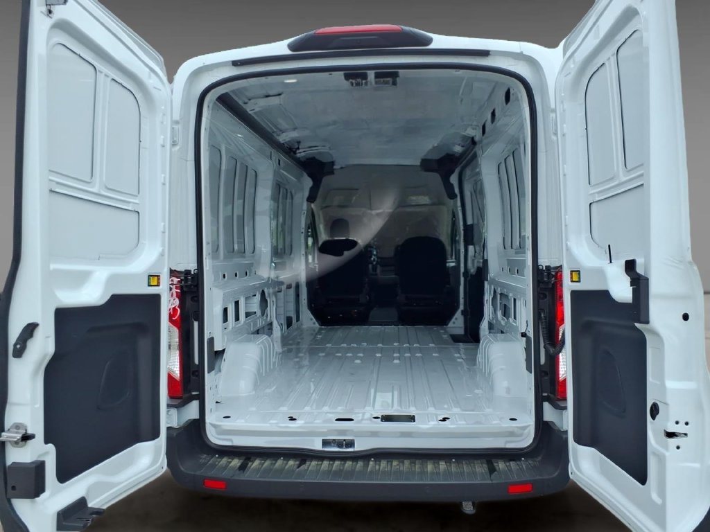 New 2026 Ford Transit 250 148 Medium Roof RWD image 11