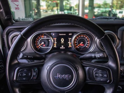 Used 2022 Jeep Gladiator Sport image 14