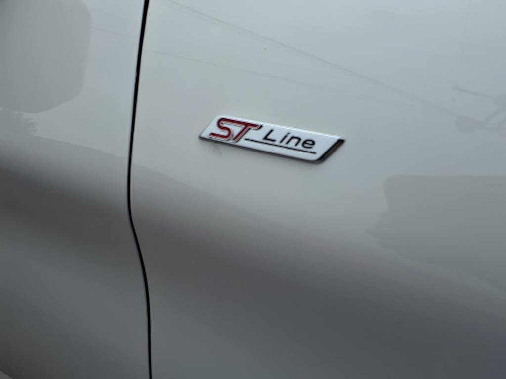 Used 2025 Ford Explorer ST-Line RWD image 7