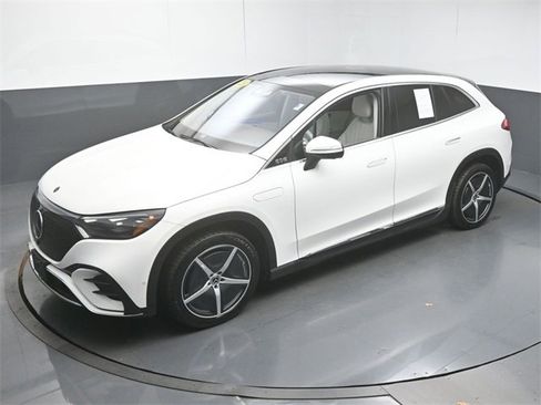 Used 2023 Mercedes-Benz EQE 500 4MATIC SUV image 44