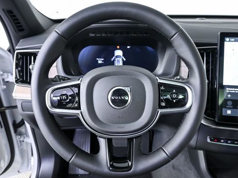 New 2026 Volvo XC90 B5 Ultra image 9