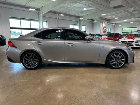 Used 2019 Lexus IS 350 F Sport w/ F Sport Package RWD image 9