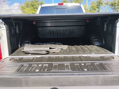 Used 2024 Ford F250 Lariat image 16