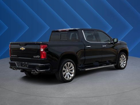 Used 2022 Chevrolet Silverado 1500 High Country AWD/4WD image 3