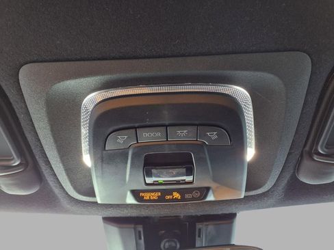 Used 2024 Toyota Corolla SE Nightshade image 15