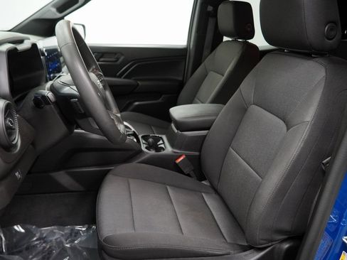 Used 2023 Chevrolet Colorado Trail Boss w/ Technology Package image 19