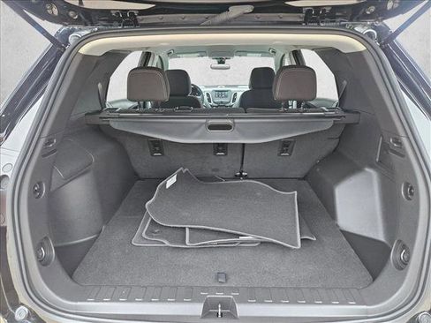 Used 2024 Chevrolet Equinox LT FWD image 10