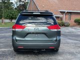 Used 2014 Toyota Sienna XLE image 4