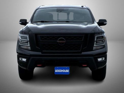 Used 2020 Nissan Titan PRO-4X w/ Pro-4x Convenience Package image 2