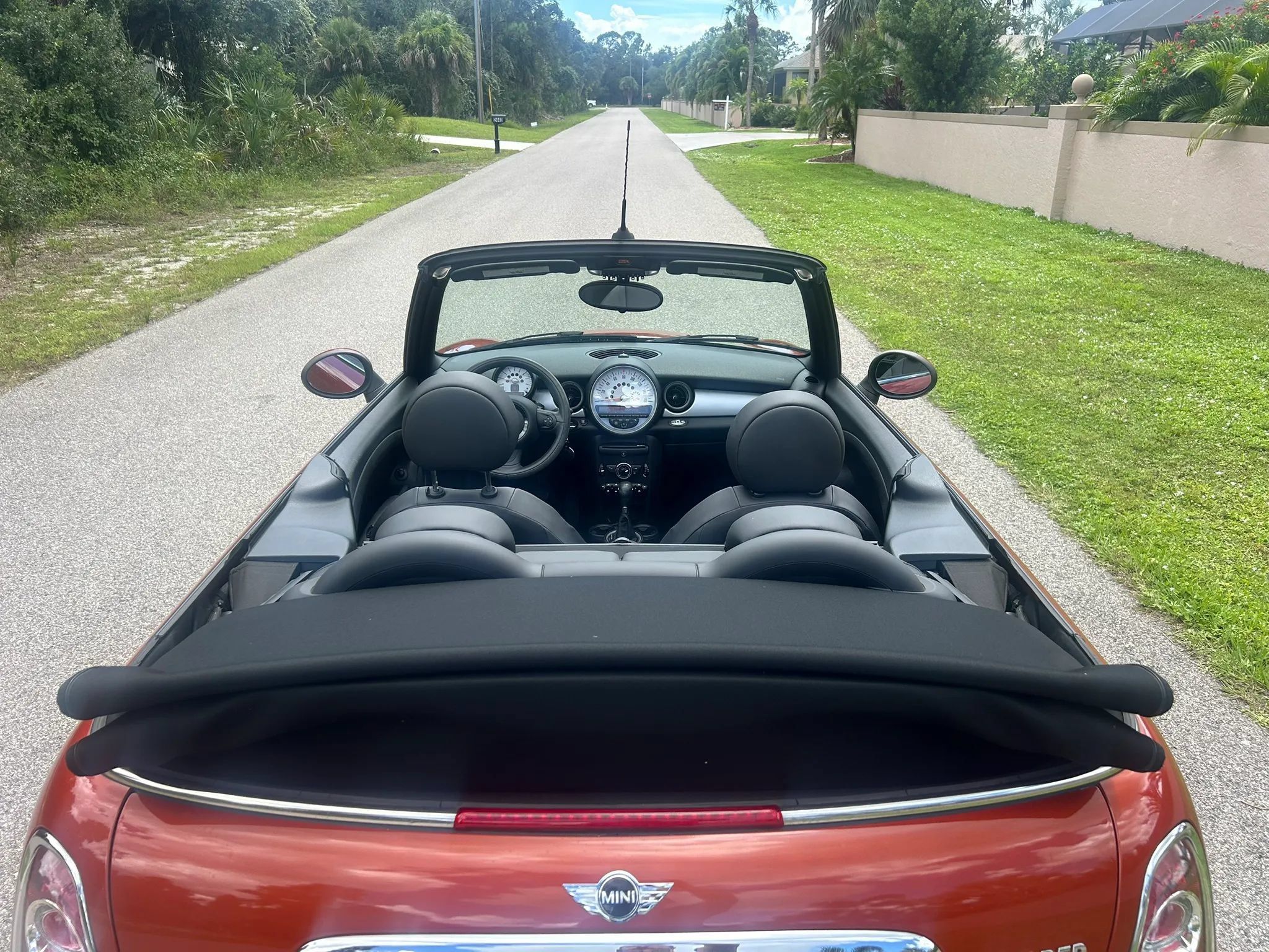 Used 2013 MINI Cooper Convertible FWD image 9