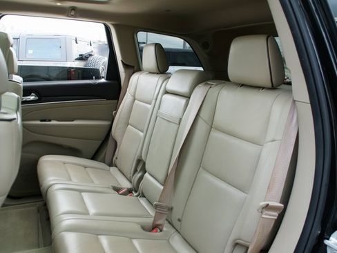 Used 2020 Jeep Grand Cherokee Overland image 27