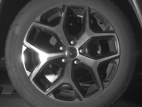 Used 2025 Jeep Compass Limited image 15