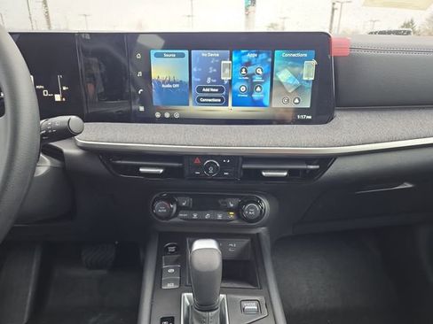 New 2026 Nissan Kicks SV w/ SV Premium Package image 22