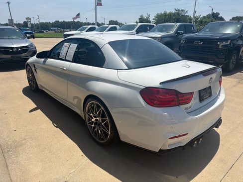 Used 2017 BMW M4 Convertible RWD image 3
