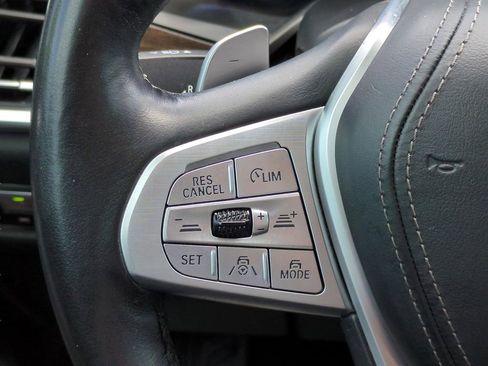 Used 2021 BMW X7 xDrive40i w/ Executive Package AWD/4WD image 26