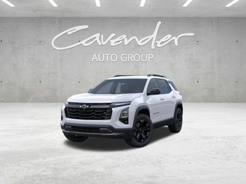 New 2026 Chevrolet Equinox LT w/ Convenience Package II FWD image 8