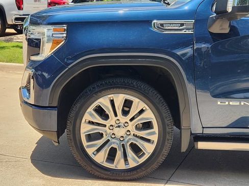 Used 2021 GMC Sierra 1500 Denali w/ Denali Ultimate Package AWD/4WD image 8