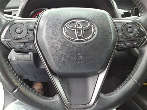 Used 2023 Toyota Camry XSE image 12