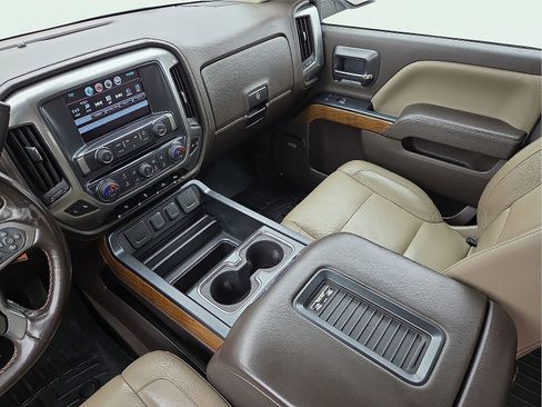 Used 2018 Chevrolet Silverado 1500 LTZ w/ Sport Package AWD/4WD image 12